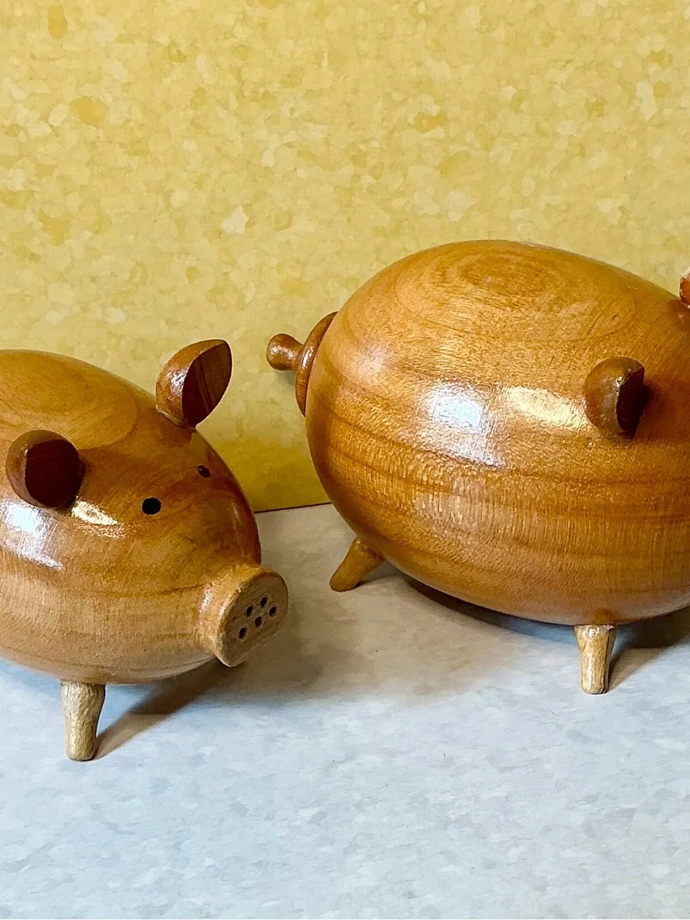 Vintage MCM Danish Teak Wood Pigs Salt & Pepper Shakers Kitsch Scandinavian ‘60s